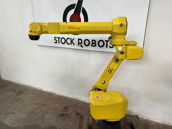 FANUC ARCMATE 100iC/6L Robot
