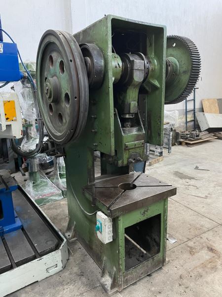 60 TON ÇELİK GÖVDE EKSANTRİK PRES