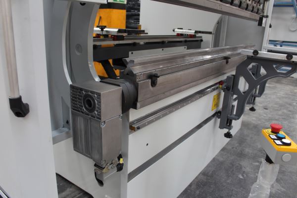 HİLALSAN 2 METRE 60 TON 4 EKSEN CNC ABKANT PRES