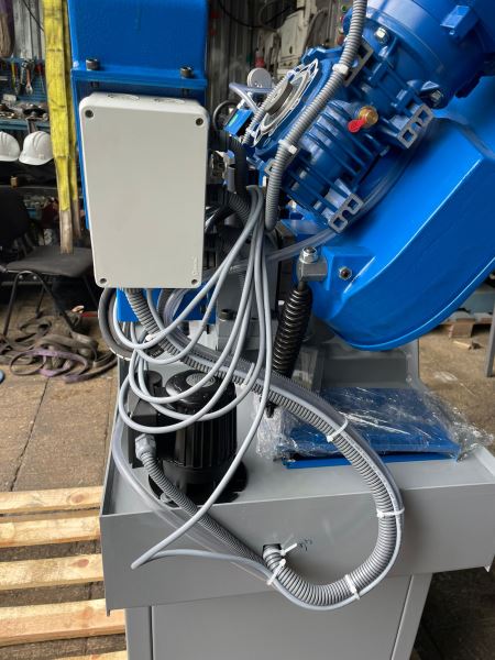 CUTERAL PSM 220 M YARI OTOMATİK AÇILI ŞERİT TESTERE