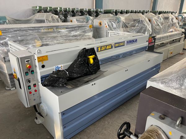 SAYMAK SRGM-H 2560x2,5MM REDİKTÖRLÜ GİYOTİN MAKAS