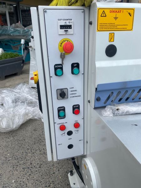 SAYMAK  2.5 MT 3 MM SRGM-H 2560x3 REDÜKTÖRLÜ GİYOTİN MAKAS