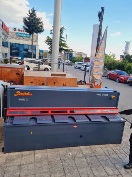 STOKTAN TESLİM BAYKAL  HGL 3106 HİDROLİK GİYOTİN MAKAS