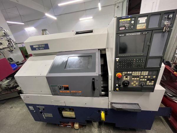 MORİ SEİKİ JAPON 8 İNÇ FANUC CNC TORNA