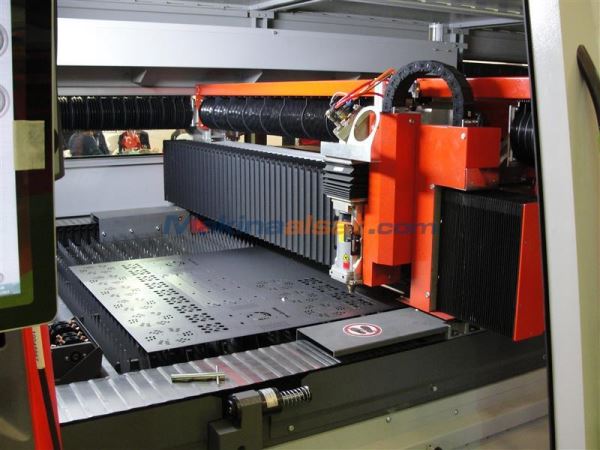 Bystronic ByAutonom 3015 4400 Watt Lazer Kesim