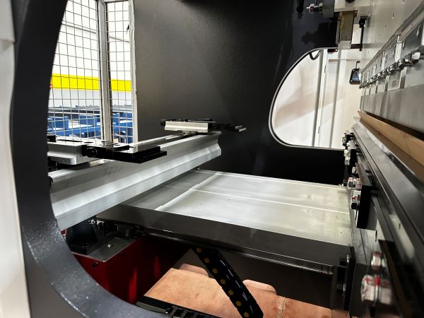 DENER SMART XL 1500X60 TON CNC ABKANT PRES