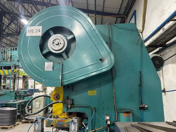 200 TON C TİPİ HAVA KAVRAMALI EKSANTRİK PRES