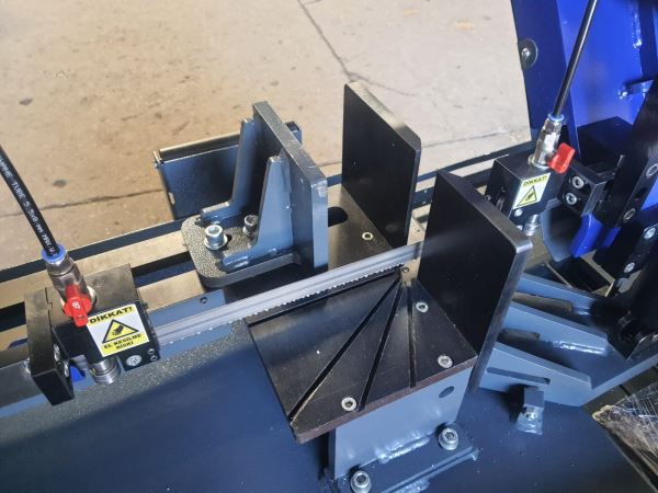 250 mm Açılı Şerit Testere