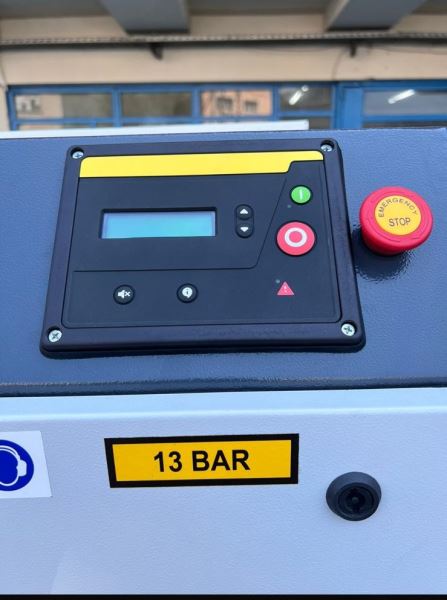 8 Bar - 13 Bar Kurutucu Dahil Kaan Üstü Vidalı Kompresör