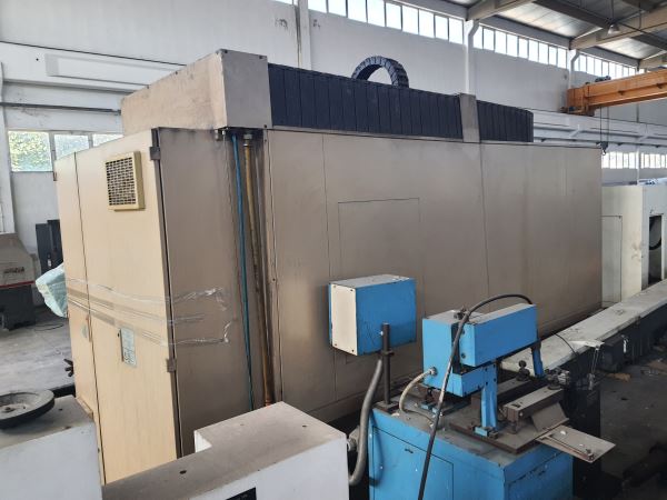 Chiron FZ 18 L CNC Dik İşleme Merkezi