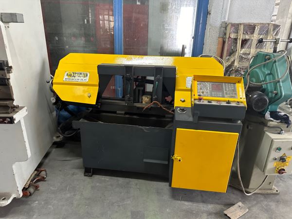 KESMAK 280 LIK TAM OTOMATİK DAYAMASIZ TESTERE