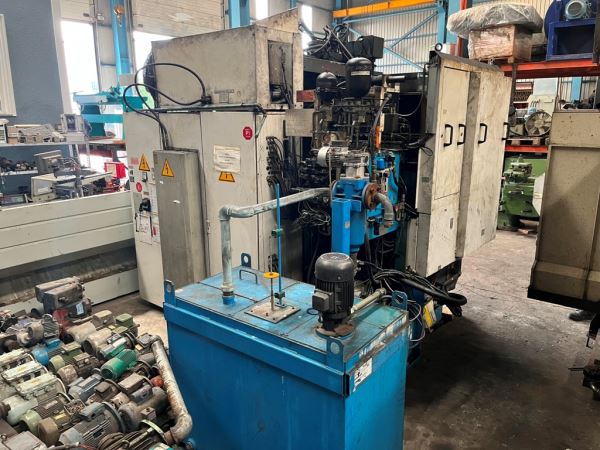 HÜLLER HİLLE HESSAPP CNC DİK TORNA