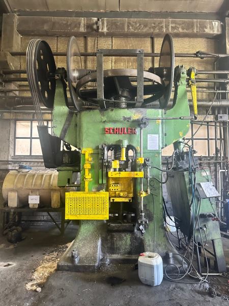 SCRULER MARKA 600 TON FİRİKSİYON DÖVME PRES