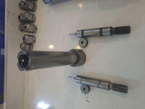 A İstasyonu Kalıpları