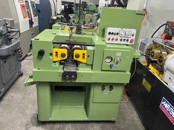 Alman Malı Pee Wee 20 Ton Bas Çek Ovalama