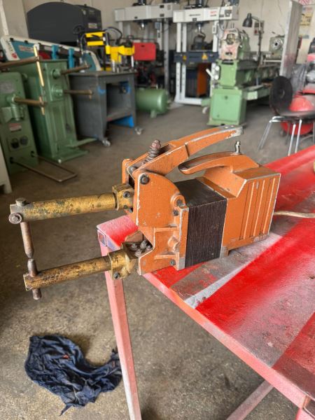 EL TİPİ SEYYAR PUNTA KAYNAK