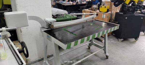 1 Metre DÖKÜM KOLLU GİYOTİN MAKAS