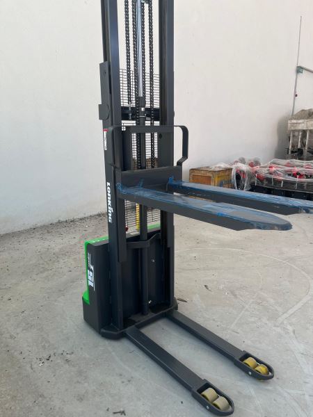 LONKİNG 1.5 TON 3 METRE AKÜLÜ İSTİF MAKİNASI