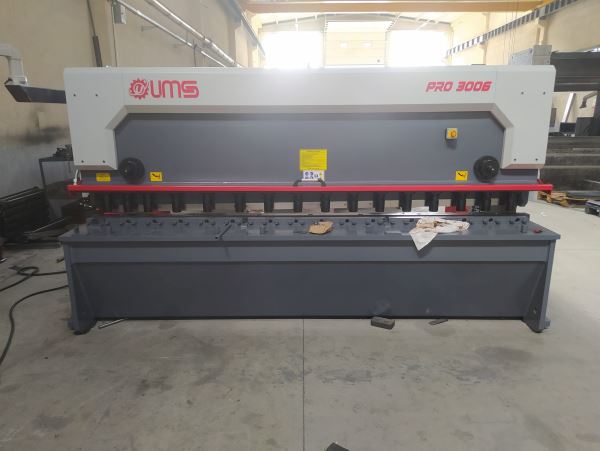 UMS MARKA PRO 3 METRE 6 MM (SIFIR) GİYOTİN MAKAS