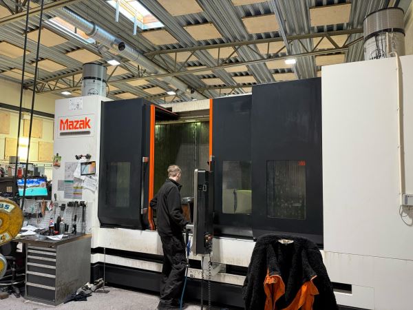 SMULTENE 5 EKSEN MAZAK İŞLEME MERKEZİ