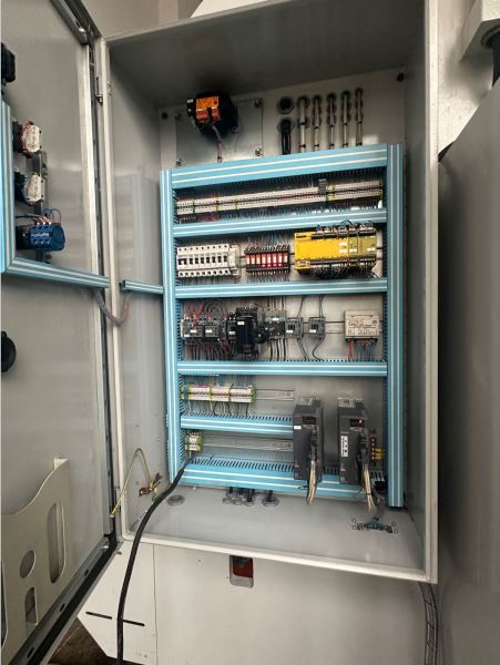 ERMAKSAN 3100 x 135 TON  4 EKSEN Abkant Pres