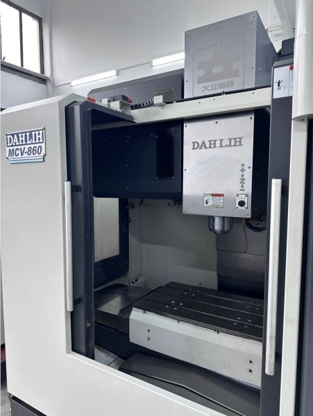 SIFIRDAN FARKSIZ DAHLIH MCV860 LİNEER KIZAK CNC Dik İşlem