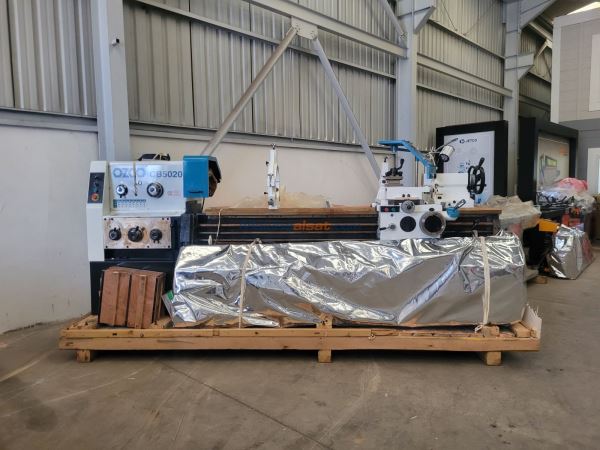 YUNNAN OZCO CB5020 Dijitalli Üniversal Torna