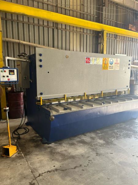 3 METRE 12mm NC HİDROLİK GİYOTİN MAKAS