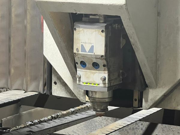 DURMA HD-F 6020  (2 x 6m IPG 4KW) Fiber Lazer Kesim