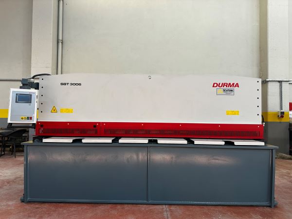 DURMAZLAR SBT 3100 x 6 MM NC DEVİRMELİ HİDROLİK GİYOTİN MAKAS