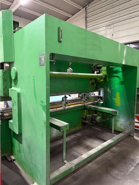 Elmalı 3 Metre 120 Ton Abkant Pres