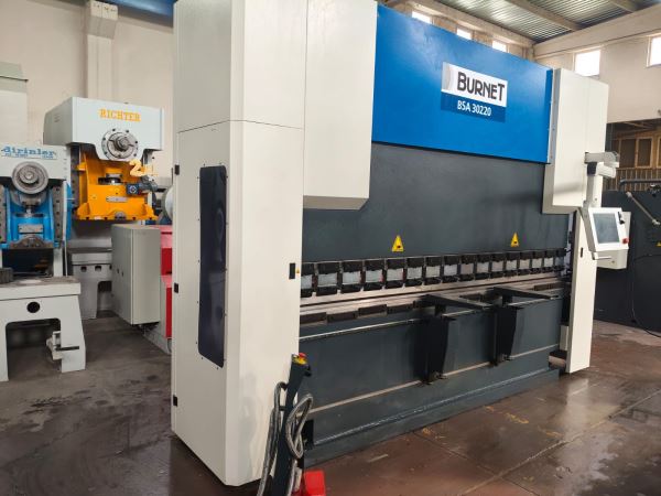 BURNET 3 METRE 10 MM CNC ABKANT