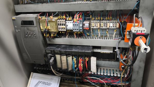 FRIGGI KOLONLU OTOMATİK 320 TESTERE