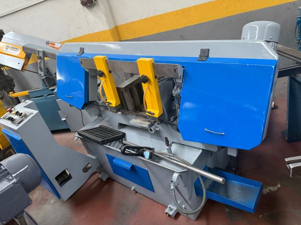 İmas Cuteral 350 lik Şerit Testere