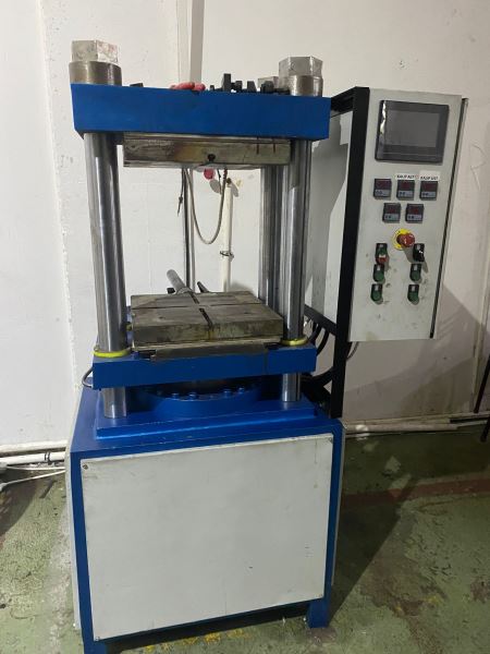 120 TON KAUÇUK PRESİ