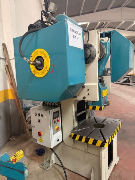 60 Ton Hava Kavramalı Eksantrik Pres
