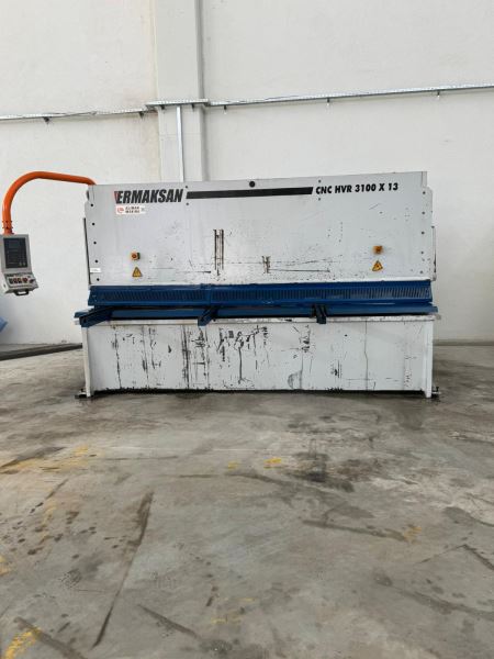 CNC HVR HİDROLİK 3000 x 13 MM HİDROLİK MAKAS