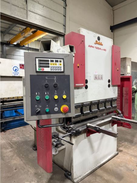 Baykal 125 cm 40 Ton NC Abkant Pres