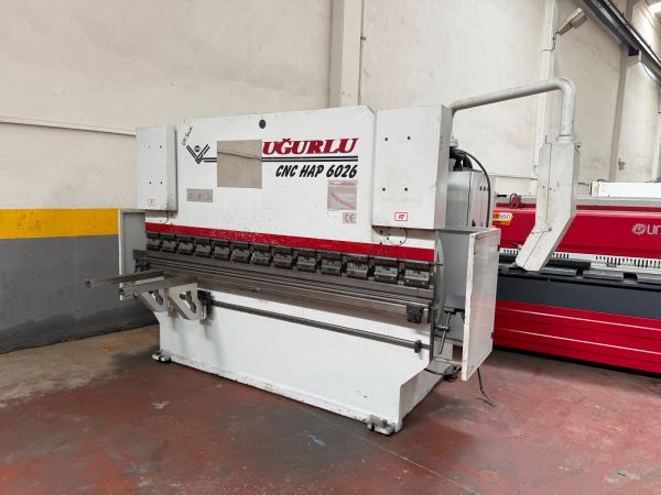 Uğurlu 2.6 Metre 60 Ton Cnc Abkant Pres