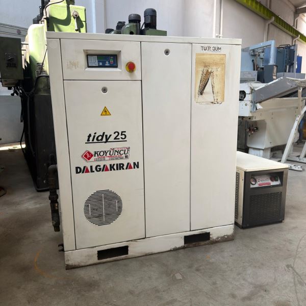 DALGAKIRAN DITY 25 18.5 KW 7.5 BAR 1000 Litre TANK KURTUCU VİDALI KOMPRESOR