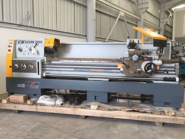 BAOJİ CS6250B/2000 ÜNİVERSAL TORNA
