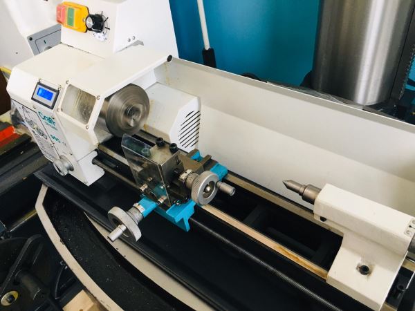 OZCO CR1530 V MASAÜSTÜ TORNA