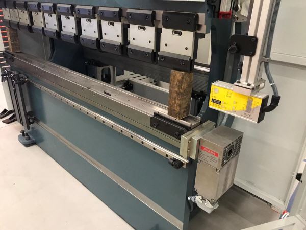 DURMA AD-R 2060 CNC ABKANT PRES