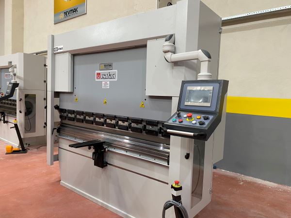ISITAN 2100 x 60 TON NC HİDROLİK ABKANT PRES