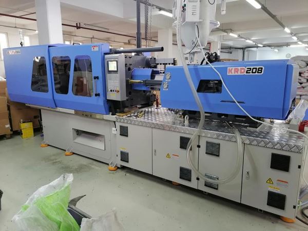 KRD 208 TON SERVO SİSTEM PLASTİK ENJEKSİYON