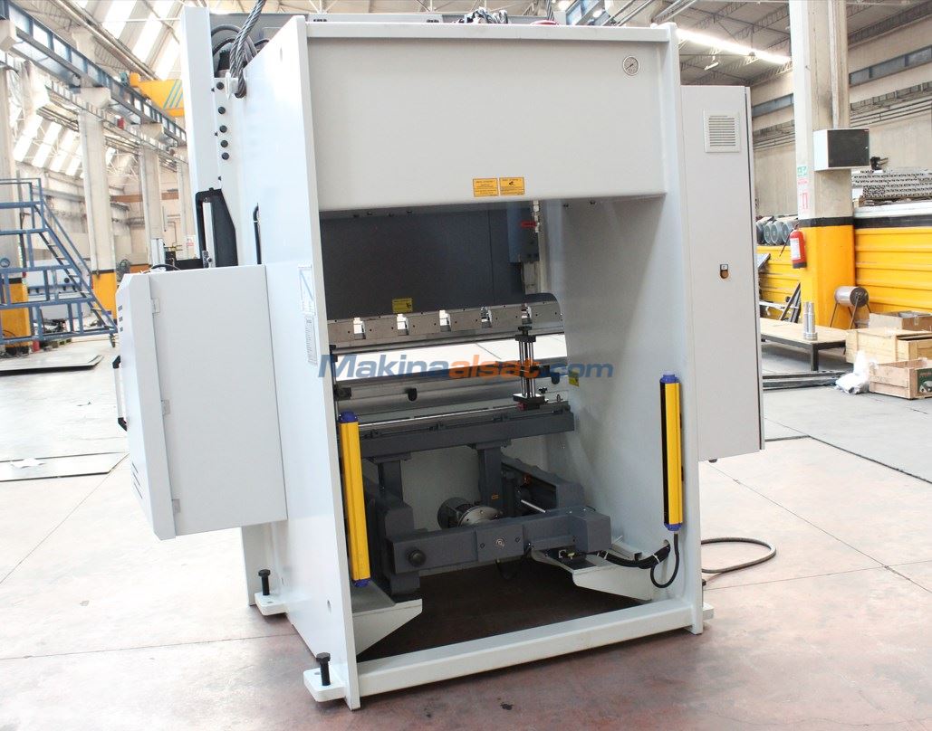 HİLALSAN 1,5 METRE 70 TON CNC ABKANT PRES