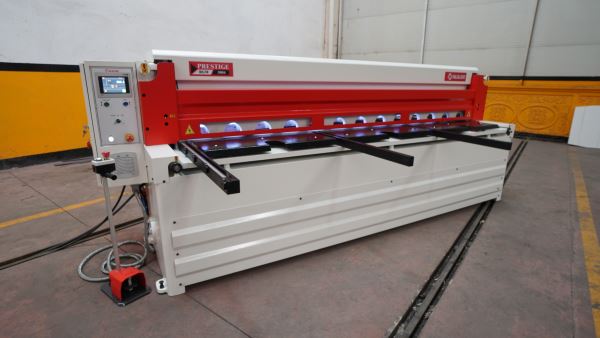 HİLALSAN 3 METRE 4mm REDÜKTÖRLÜ GİYOTİN MAKAS