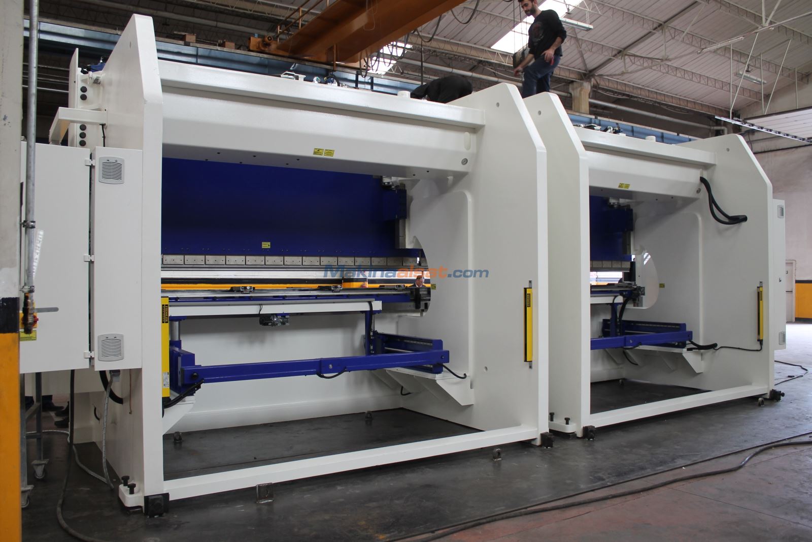 8 METRE 1200 TON TANDEM ABKANT PRES HİLALSAN