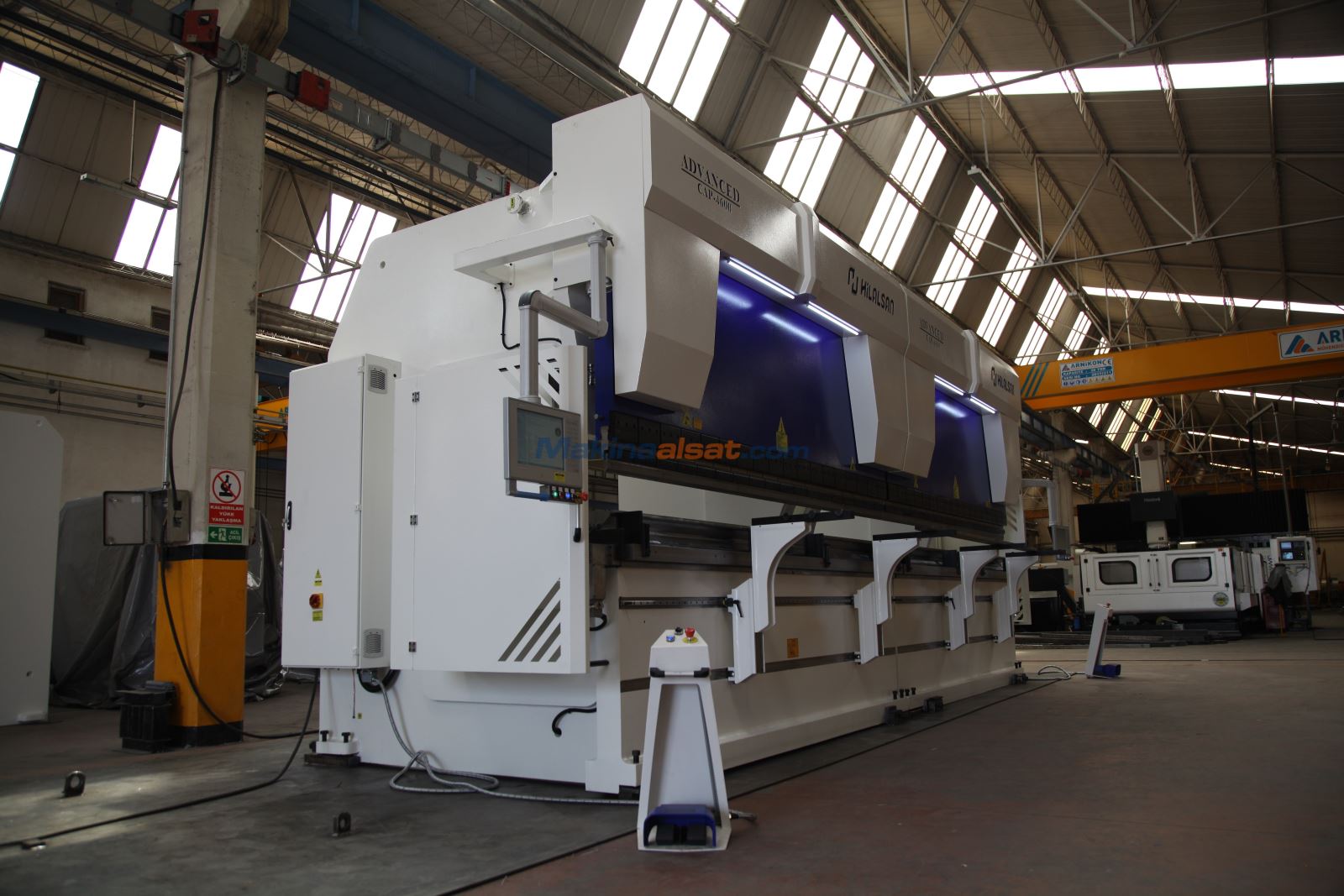 8 METRE 1200 TON TANDEM ABKANT PRES HİLALSAN