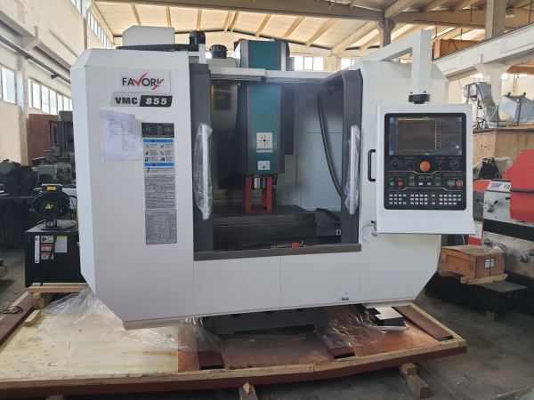 Stoktan Uygun Fiyata Favory VMC 855 Cnc Dik İşlem Merkezi